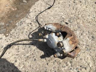 суппорт передний правый Mercedes-Benz C-Класс W204/S204 2009, 3.0 л., M 272.948, бензин