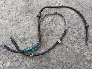 провод с генератора на стартер Mercedes-Benz C-Класс W204/S204 2009, 3.0 л., M 272.948, бензин, A2711590146