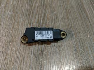 датчик удара Mercedes-Benz C-Класс W203/S203/CL203 [рестайлинг] 2006, 1.8 л., M 271.946, бензин, АКПП, синий, седан, 0018209126