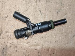 форсунка Mercedes-Benz C-Класс W204/S204/C204 [рестайлинг] 2011, 3.0 л., M 272.947, бензин, АКПП, черный, седан, задний привод, A2720780249