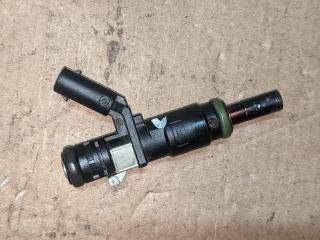 форсунка Mercedes-Benz C-Класс W204/S204/C204 [рестайлинг] 2011, 3.0 л., M 272.947, бензин, АКПП, черный, седан, задний привод, A2720780249