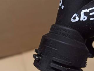 фланец (тройник) системы охлаждения BMW 3 серия E90/E91/E92/E93 2007, 3.0 л., дизель, 7795715