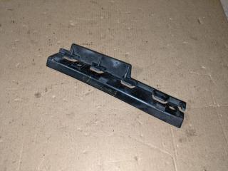 крепление крыла переднего правого BMW 5 серия E60/E61 2007, 3.0 л., N54 B30 A, бензин, АКПП, белый, седан, задний привод, 51717066228