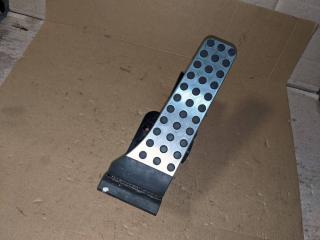 педаль Mercedes-Benz C-Класс W204/S204/C204 [рестайлинг] 2011, 3.0 л., M 272.947, бензин, АКПП, черный, седан, задний привод, A2043001204