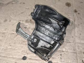 кронштейн компрессора кондиционера BMW 5 серия E60/E61 2007, 3.0 л., N54 B30 A, бензин, АКПП, белый, седан, задний привод, 64557558854