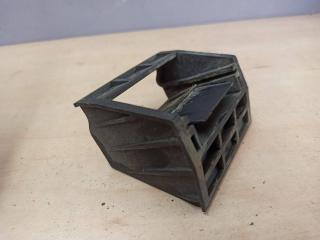 крепление кассеты радиаторов BMW X5 E70 2009, M57 D30 (306D3), 7533537