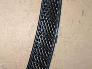 Наружная вентиляционная решетка Mini Cooper 1 поколение 2001, 1.6 л., W10 B16 A, бензин, АКПП, красный, хетчбэк 5 дв., 7122505