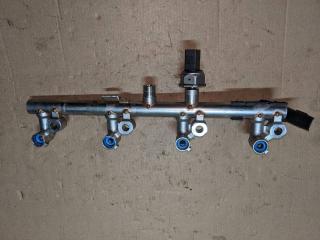 топливная рампа Mercedes-Benz C-Класс W204/S204 2010, 2.0 л., бензин, задний привод, A2710705195