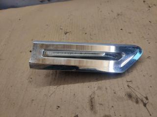 повторитель поворота на крыле BMW 7 серия F01/F02 2010, 7203372