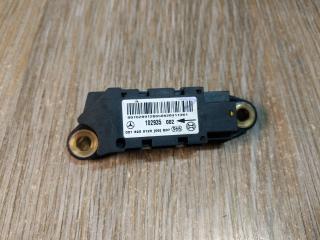 датчик удара Mercedes-Benz C-Класс W203/S203/CL203 [рестайлинг] 2006, 1.8 л., M 271.946, бензин, АКПП, синий, седан, 0018209126