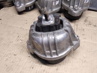 подушка крепления двигателя BMW 3 серия E90/E91/E92/E93 2006, 2.0 л., дизель, 1398111