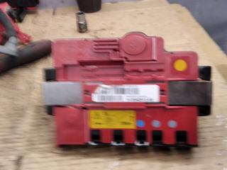 распределитель тока BMW 3 серия E90/E91/E92/E93 2007, 6942912