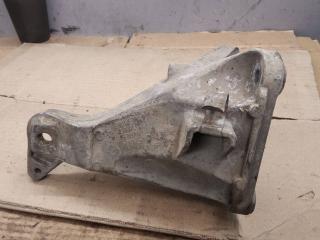 кронштейн двигателя BMW 3 серия E90/E91/E92/E93 [рестайлинг] 2008, 2.0 л., дизель, 6781916