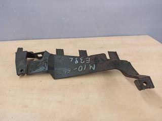 крепление фары правой BMW 5 серия E39 [рестайлинг] 2002, M54 B22 (226S1), АКПП, седан, 153724