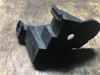 Крепление бампера переднего BMW 3 серия E46 2002, 2.5 л., бензин, АКПП, седан, 7030619