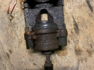 суппорт задний правый BMW 3 серия E90/E91 [рестайлинг] 2010