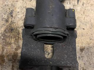 суппорт задний левый BMW X5 E53 2003