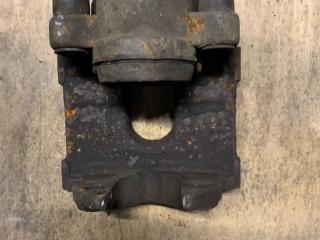 суппорт задний правый BMW 5 серия E60/E61 2007