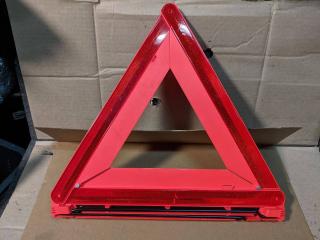 знак аварийной остановки Mercedes-Benz E-Класс W212/S212/C207/A207 2010, 2.2 л., дизель, АКПП, седан, задний привод, правый руль, A2048900197, 2048900197