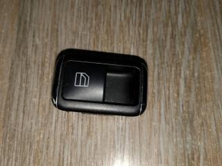 кнопка стеклоподъемника Mercedes-Benz E-Класс W212/S212/C207/A207 2010, 2.2 л., дизель, АКПП, седан, задний привод, правый руль, A2047807358