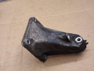 кронштейн двигателя Mercedes-Benz C-Класс W203/S203/CL203 2000, 2.0 л., M 111.951, бензин, АКПП, седан, 1112230904