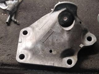 кронштейн двигателя BMW 5 серия E60/E61 [рестайлинг] 2008, 2.5 л., бензин, АКПП, седан, 6776669