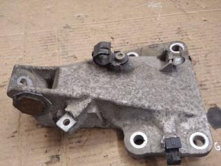 кронштейн двигателя BMW 5 серия E60/E61 2006, 2.5 л., бензин, АКПП, седан, 6760315