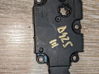 моторчик заслонки печки Mercedes-Benz C-Класс W205/S205/C205 2015, 2.0 л., M 274.920, бензин, АКПП, седан, правый руль, A1699060100, T1002128BC