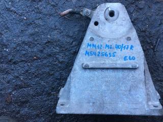 кронштейн двигателя BMW 5 серия E60/E61 2002, 2.5 л., бензин, 6761112