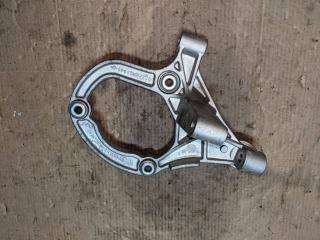 кронштейн (крепление) Mercedes-Benz C-Класс W204/S204 2010, 2.0 л., бензин, задний привод, A2711410940