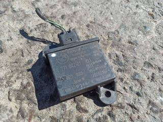 Приемная антенна RDC BMW 7 серия E65/E66/E67 [рестайлинг] 2006, белый, 6771042