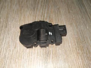 моторчик заслонки печки Mercedes-Benz M-Класс W164 [рестайлинг] 2010, 3.0 л., OM 642.820, дизель, АКПП, серебристый, внедорожник 5 дв., правый руль, 929888G, EFB336