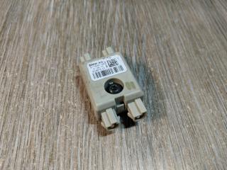 усилитель антенны BMW 7 серия F01/F02 2010, 4.4 л., N63 B44 A, бензин, АКПП, седан, 9118261, 65209118261