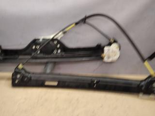 стеклоподъемник передний левый BMW 5 серия E60/E61 [рестайлинг] 2008, 3.0 л., бензин, седан, 7184383, 7184741