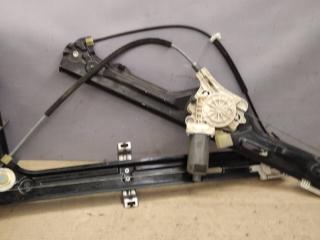 стеклоподъемник электрический задний правый BMW X5 E70 2007, 7137030