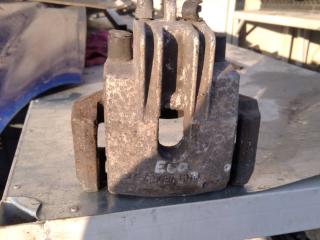 суппорт задний левый BMW 5 серия E60/E61 2005