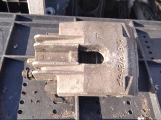 суппорт задний правый BMW 5 серия E60/E61 2006