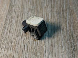 датчик удара Mercedes-Benz GL-Класс X166 2013, 3.0 л., OM 642.826, дизель, АКПП, коричневый, внедорожник 5 дв., A1668210151, 56054085AA