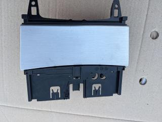 вещевой ящик центральной консоли Mercedes-Benz 2013, 2.1 л., OM 651.913, дизель, АКПП, седан, A2046801350, 2046801350