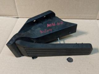 педаль Mercedes-Benz 2013, 2.1 л., OM 651.913, дизель, АКПП, седан, A2043000004