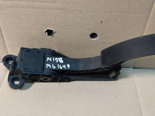 педаль Mercedes-Benz M-Класс W164 [рестайлинг] 2010, 3.0 л., OM 642.820, дизель, АКПП, серебристый, внедорожник 5 дв., правый руль, A1643000104