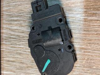 моторчик заслонки печки Mercedes-Benz M-Класс W164 2006, 3.5 л., M 272.967, бензин, АКПП, внедорожник 5 дв., правый руль, 929888G, EFB336