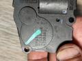 моторчик заслонки печки Mercedes-Benz M-Класс W164 2006, 3.5 л., M 272.967, бензин, АКПП, внедорожник 5 дв., правый руль, 929888G, EFB336 - фото №2