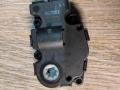 моторчик заслонки печки Mercedes-Benz M-Класс W164 2006, 3.5 л., M 272.967, бензин, АКПП, внедорожник 5 дв., правый руль, 929888G, EFB336 - фото №3