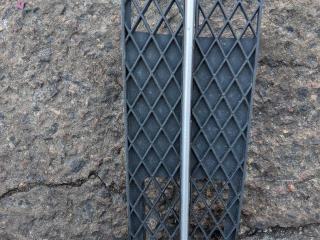 заглушка (решетка) в бампер BMW 5 серия E60/E61 [рестайлинг] 2008, 3.0 л., N54 B30 A, бензин, седан, 51117178098, 7178098