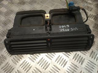 дефлектор обдува салона BMW 7 серия E38 [рестайлинг] 1999, 4.4 л., M62 B44 (448S2), бензин, АКПП, седан, 64228390111, 8370320, 8390111