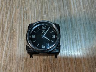 часы Mercedes-Benz E-Класс W213/S213/C238/A238 2016, 2.0 л., OM 654.920, дизель, АКПП, белый, седан, правый руль, 2138272000, A2138272000, VPGXDF-15A030-BB