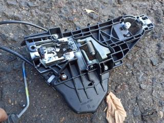 скелет ручки двери передней правой Mercedes-Benz GL-Класс X164 2007, 3.0 л., OM 642.940, дизель, АКПП, серебристый, внедорожник 5 дв.