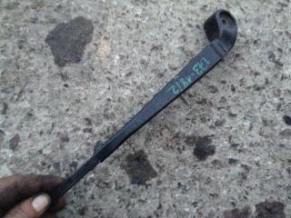 щеткодержатель (поводок стеклоочистителя, дворник) BMW X5 E53 [рестайлинг] 2005, M57 D30 (306D2), АКПП, внедорожник 5 дв., 7058076