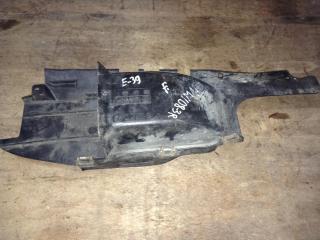 воздуховод (дефлектор) радиатора BMW 5 серия E39 2000, 3.5 л., M62 B35 (358S1), бензин, АКПП, седан, 8159422